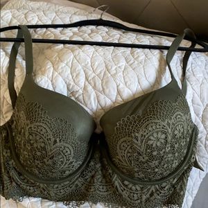 COPY - Victoria’s Secret 36DD Bra